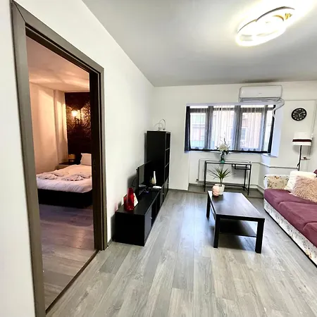 Tower Old Апартаменты Бухарест