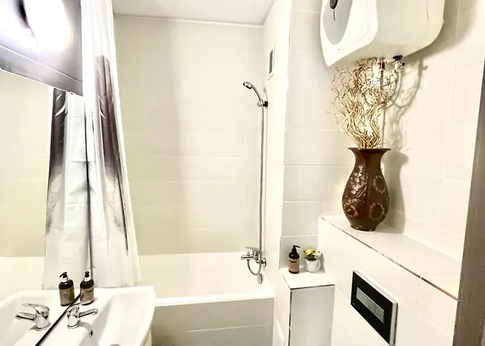 Tower Old Apartman Bukarest