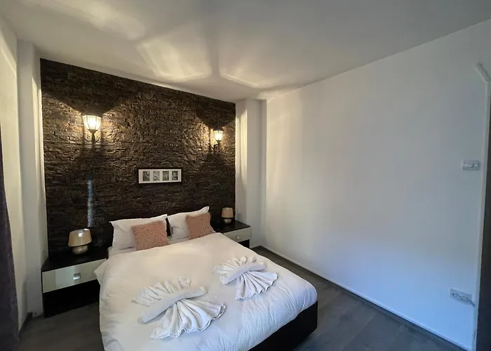 Tower Old Бухарест