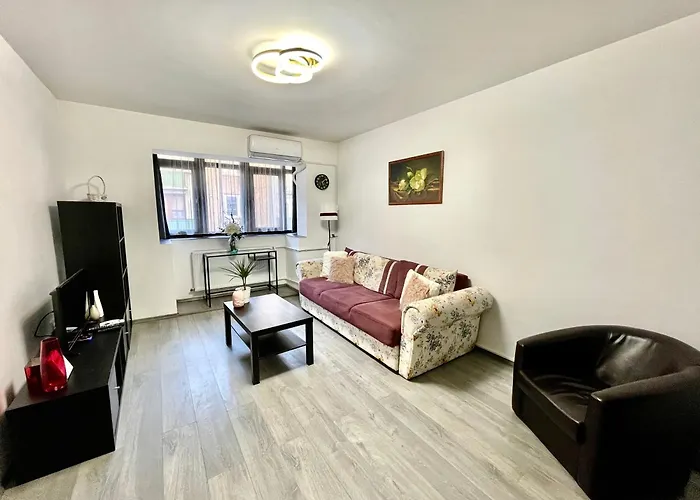 Tower Old Апартаменты Бухарест