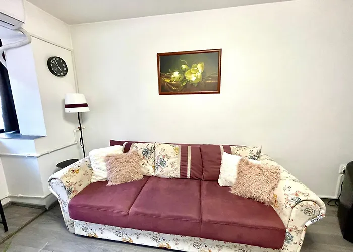 Tower Old Бухарест