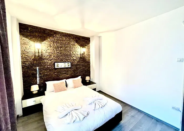 Tower Old Апартаменты